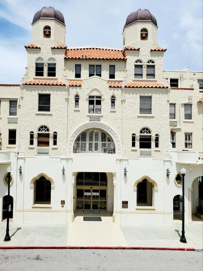 Romantic Studio In The Heart Of Palm Beach - Free Valet Service Exterior foto